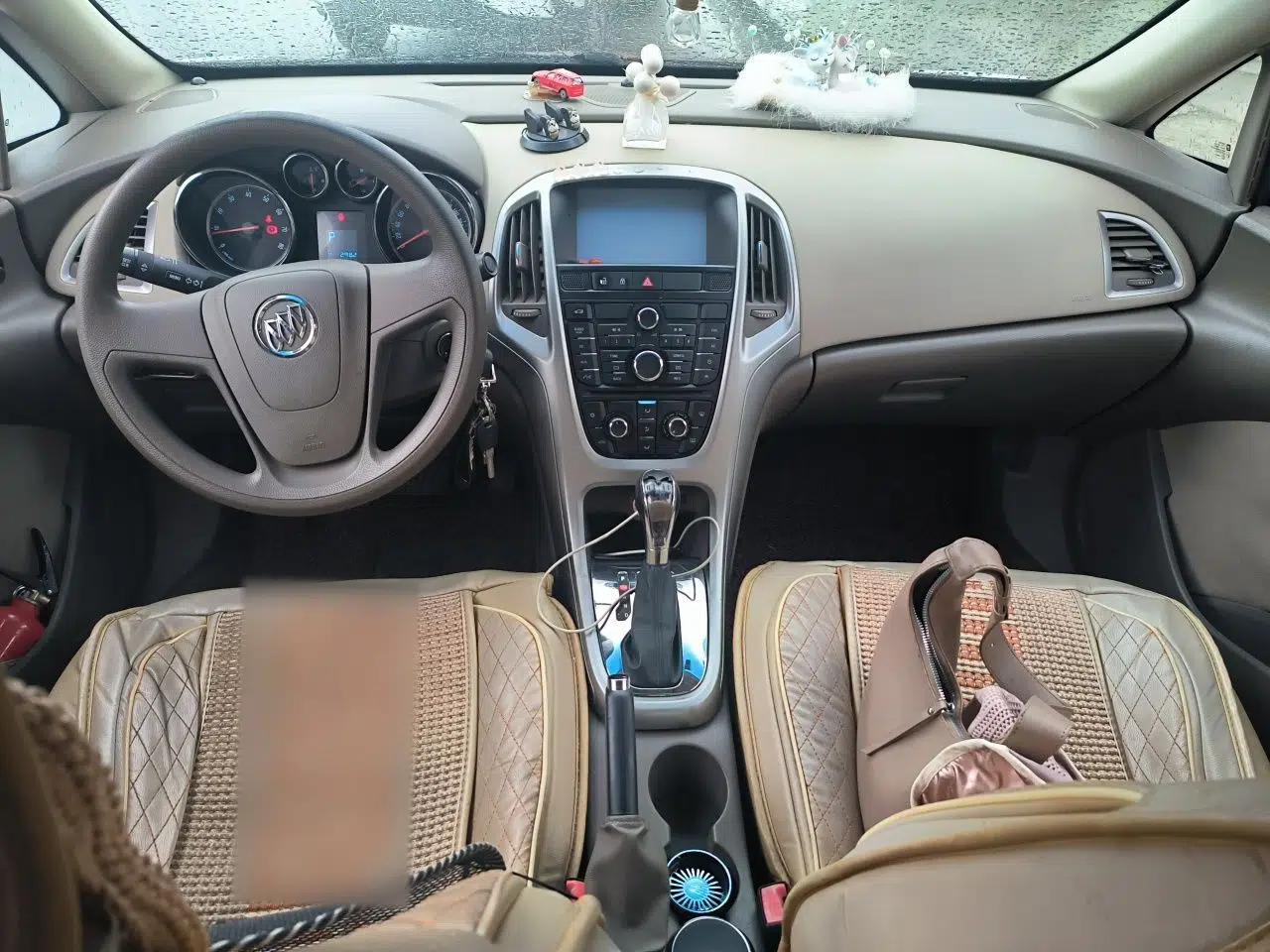 Buick GT 2013 GT 1.6L Automatic Comfort Edition — миниатюра 9