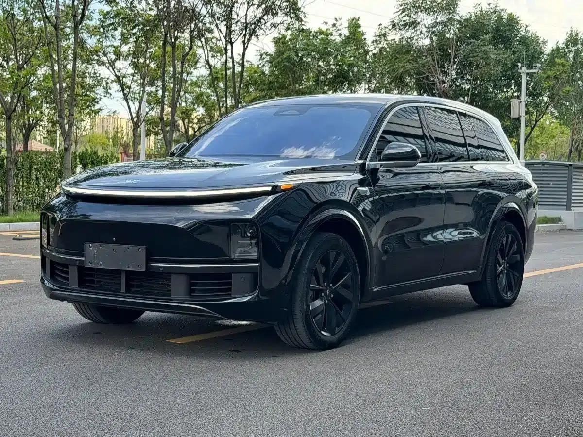 Li Auto L8 2023 Pro — миниатюра 1