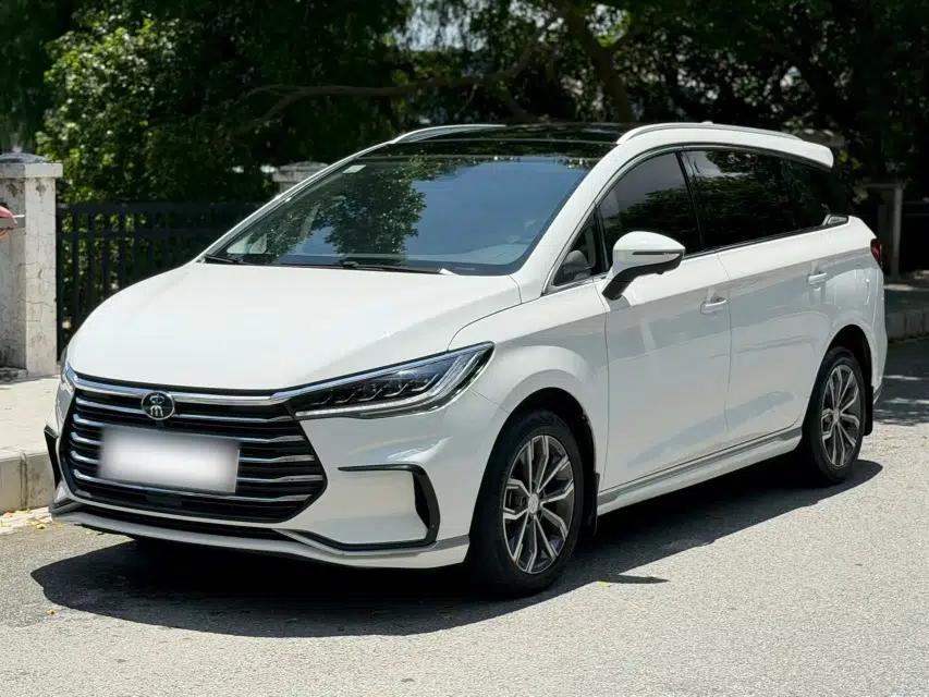BYD Song MAX 2021 Upgraded Model 1.5T Automatic Prestige 7-Seater — миниатюра 1