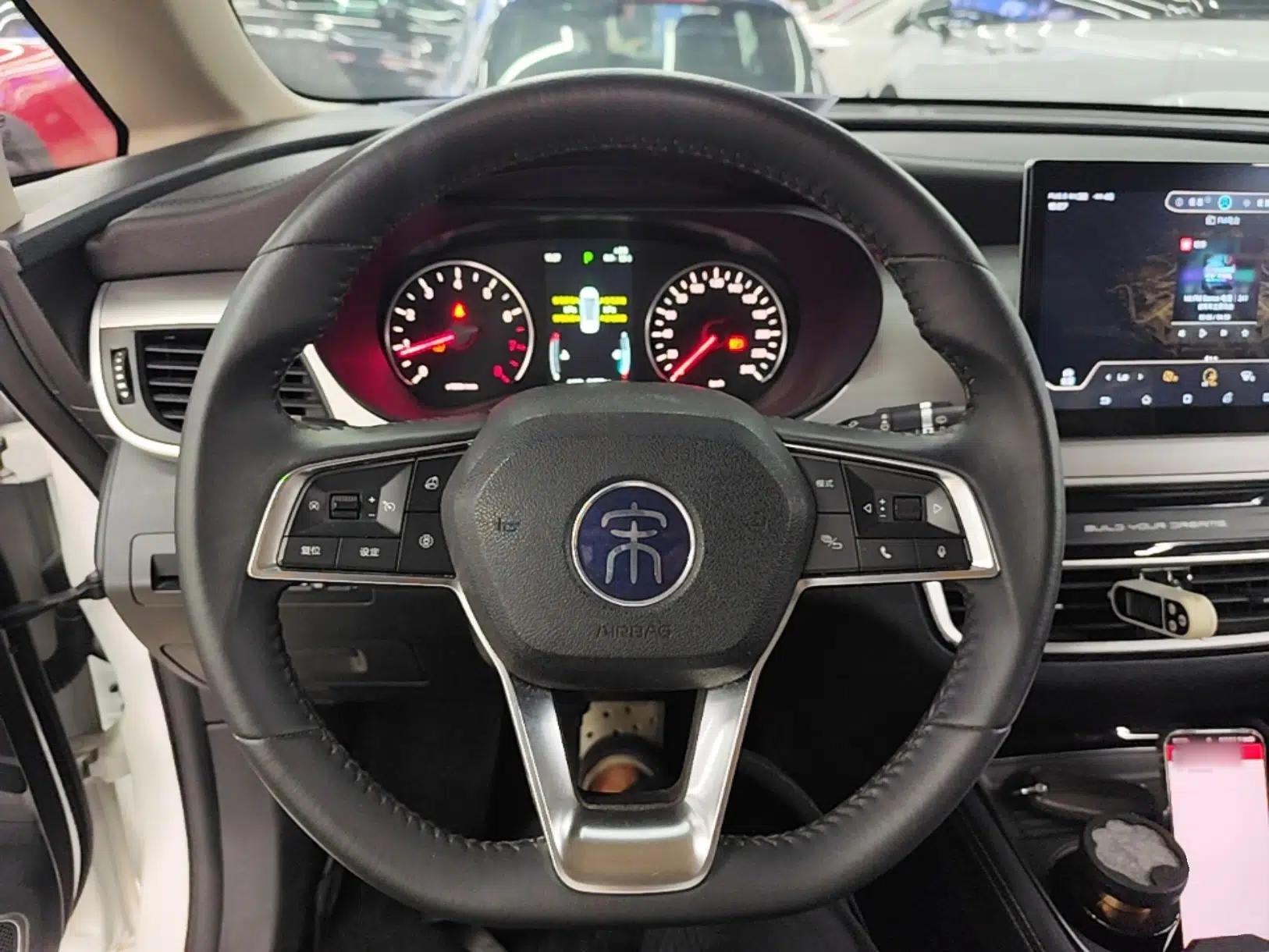 BYD Song MAX 2021 Upgraded Model 1.5T Automatic Prestige 7-Seater — миниатюра 22