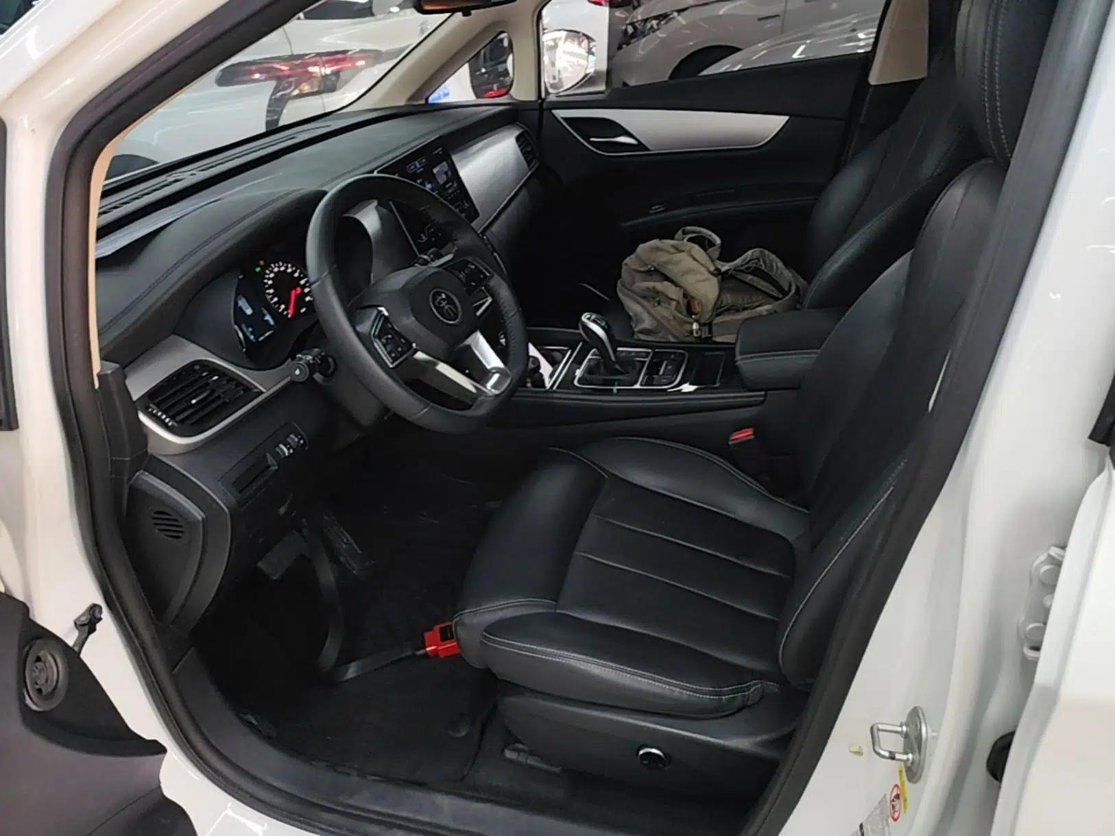 BYD Song MAX 2021 Upgraded Model 1.5T Automatic Prestige 7-Seater — миниатюра 26