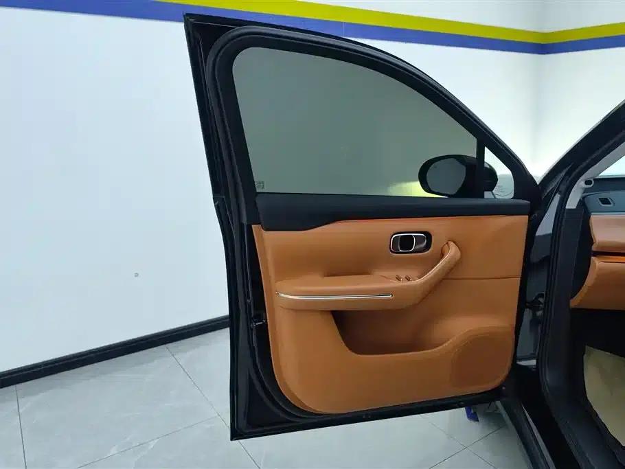 Leapmotor C16 2026 Extended Range, 280 LiDAR Smart Edition, 6-Seater — миниатюра 7