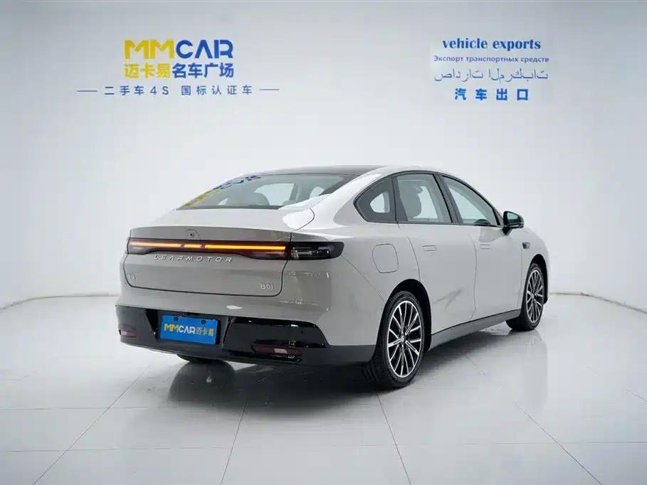 Leapmotor B01 2025 550 Enjoy Edition — миниатюра 4
