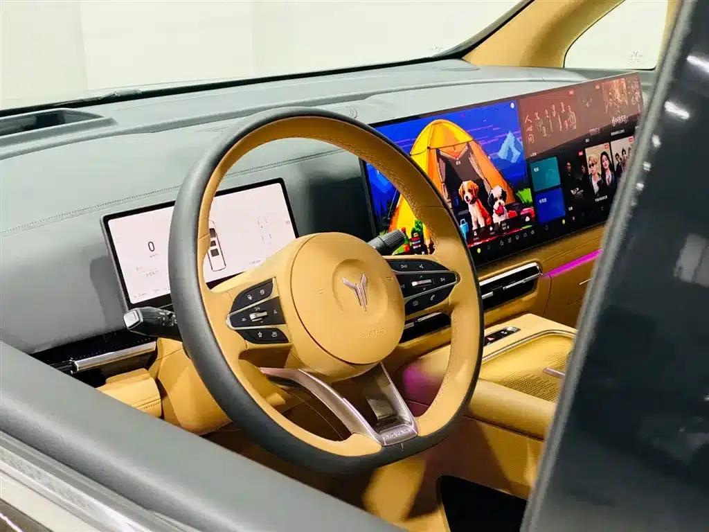Voyah Dreamer 2025 PHEV AWD Flagship Kunpeng Edition — миниатюра 4