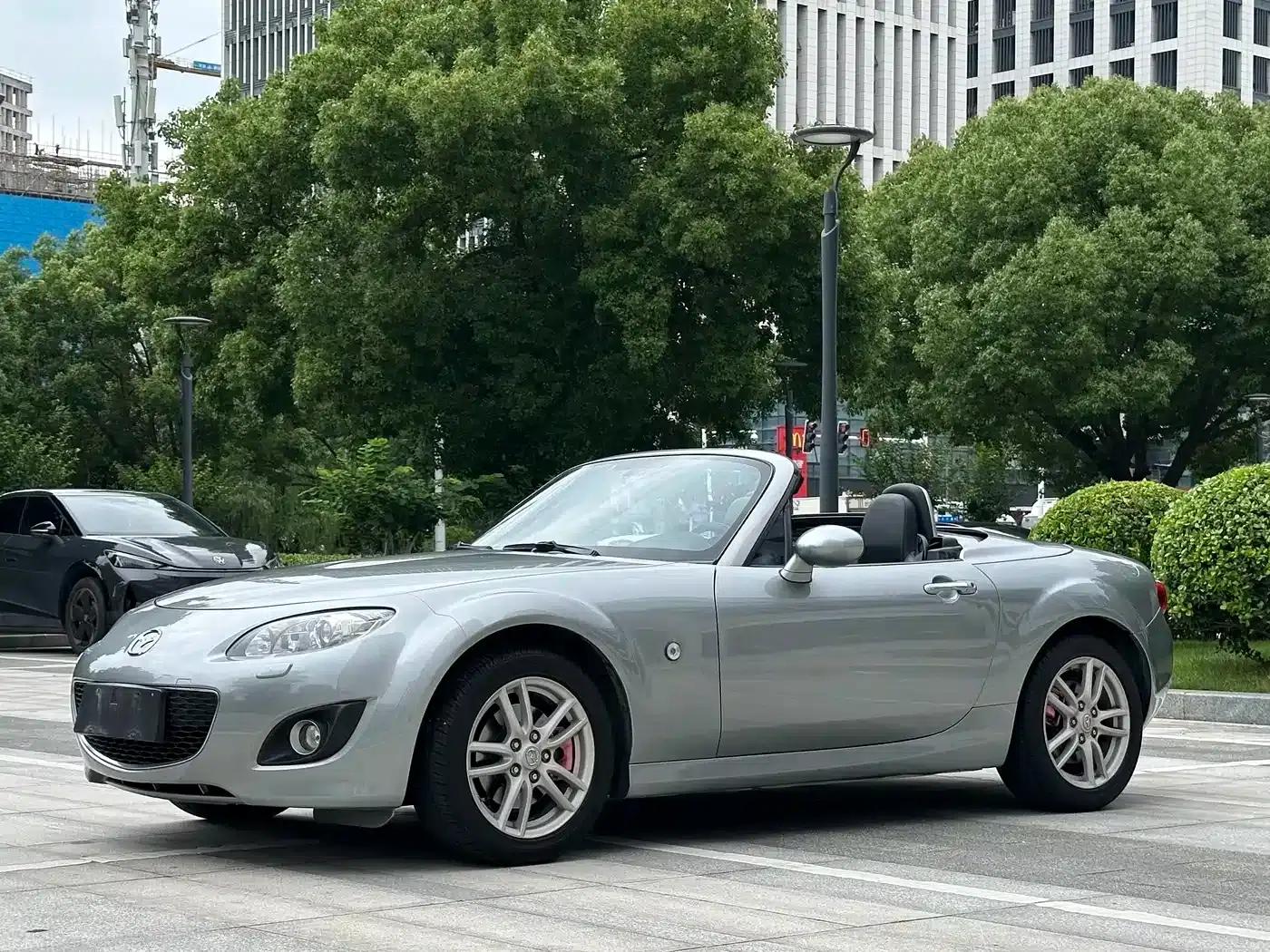 Mazda MX-5 2009 2.0 — миниатюра 1