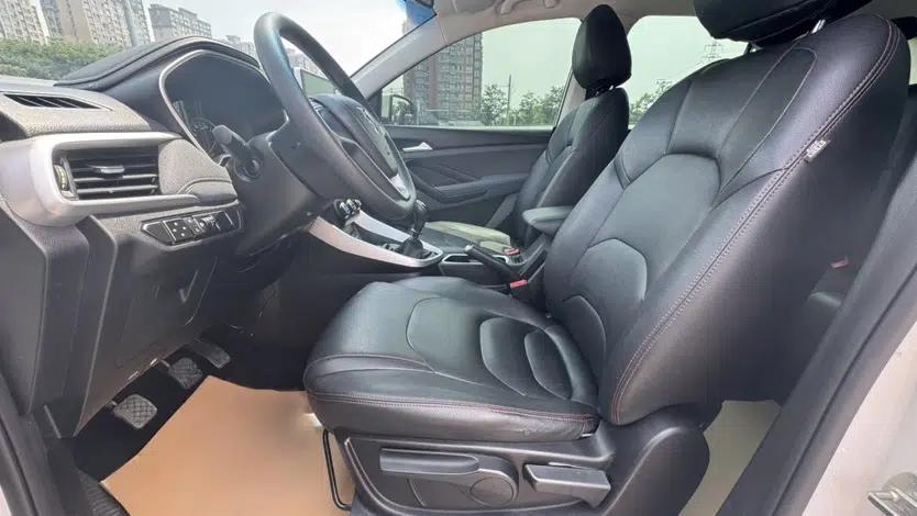 Baojun 530 2018 1.5T Manual Comfort Version China V — миниатюра 11
