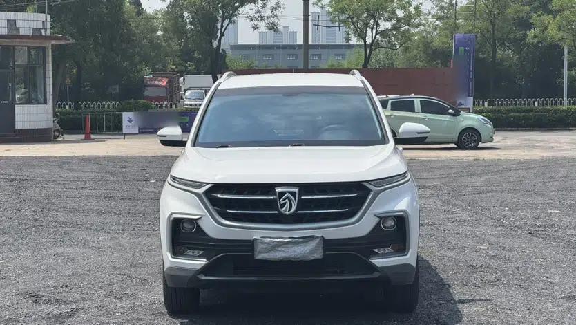 Baojun 530 2018 1.5T Manual Comfort Version China V — миниатюра 4