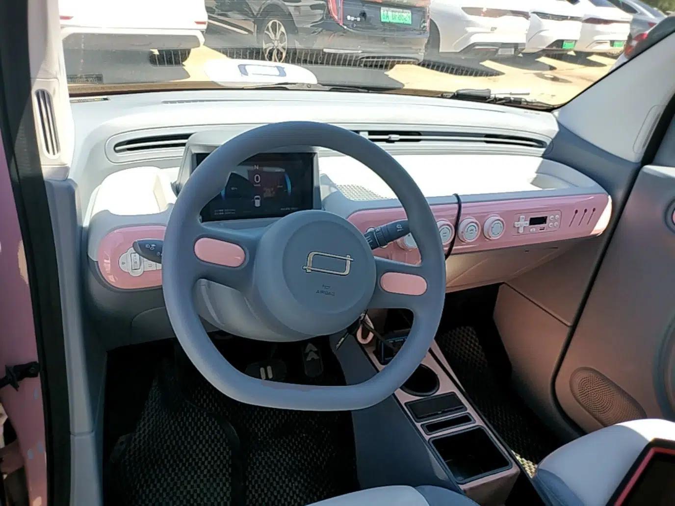Bestune Pony 2025 222km Range Agile Horse — миниатюра 12