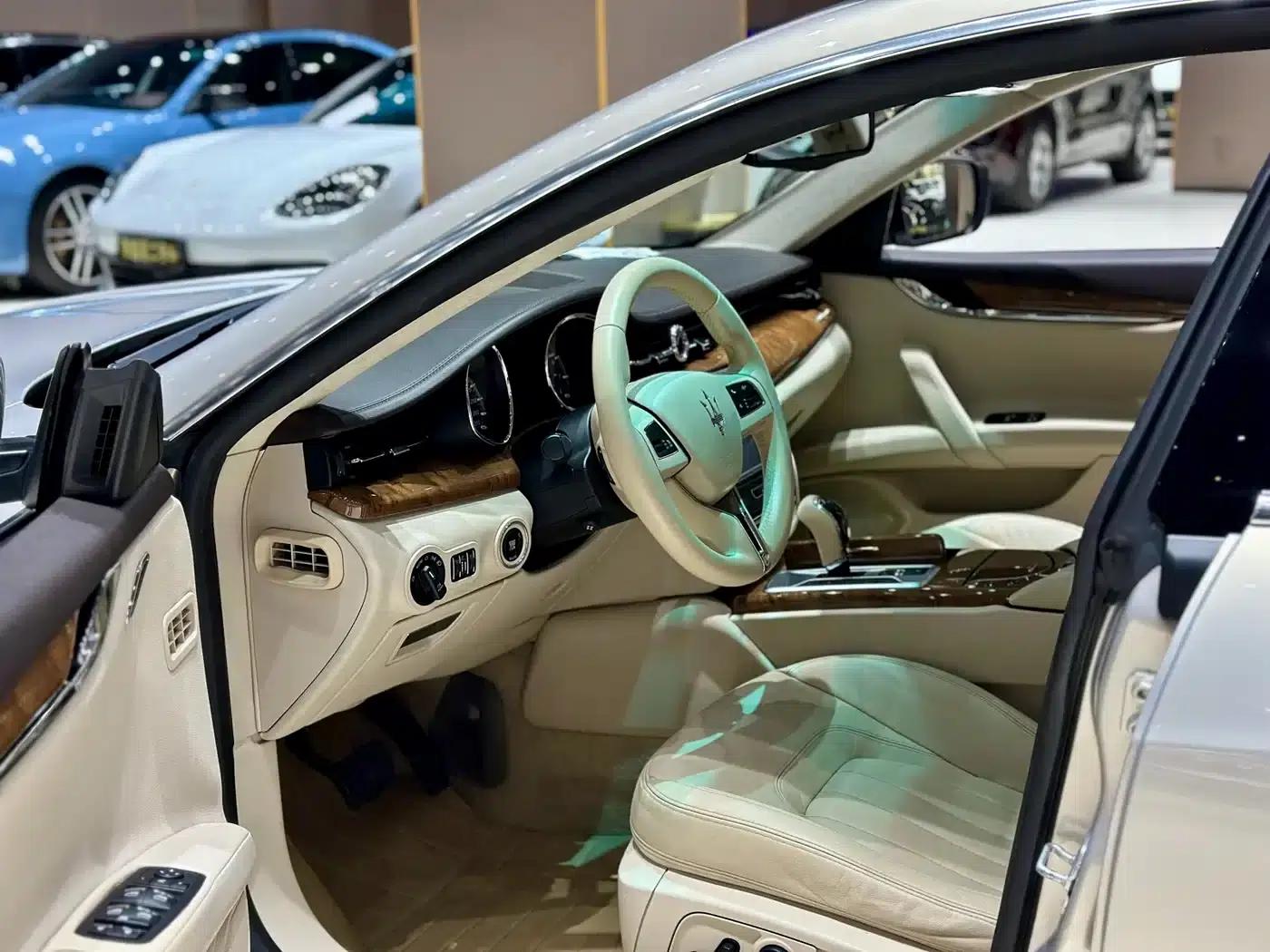 Presidential Edition 2013 3.0T Standard Edition — миниатюра 4