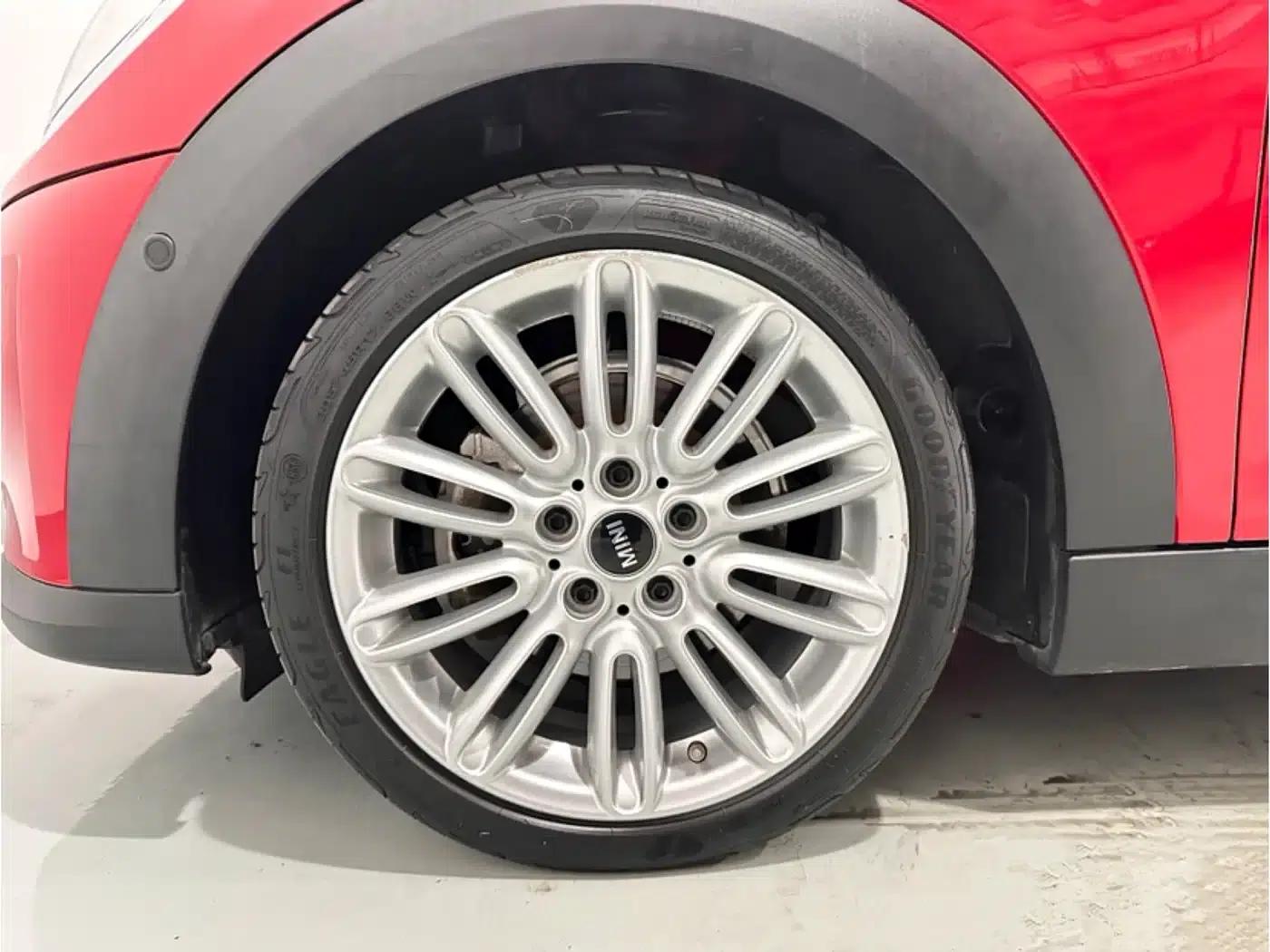 MINI 2022 Facelift 1.5T COOPER Classic — миниатюра 14