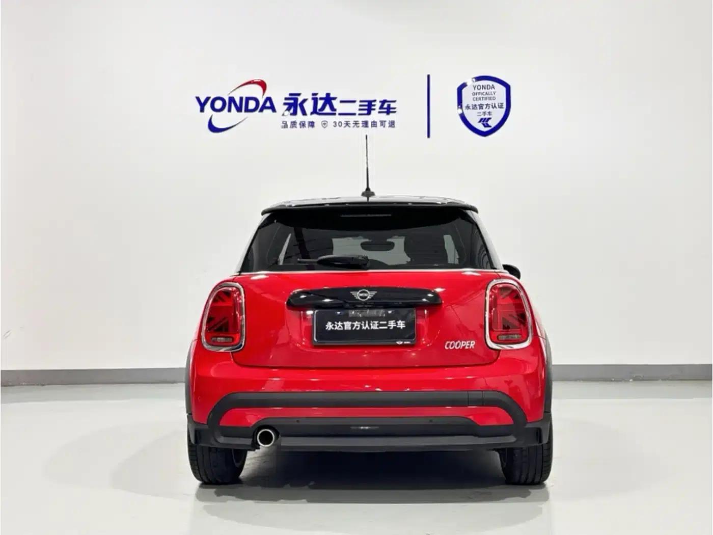 MINI 2022 Facelift 1.5T COOPER Classic — миниатюра 3