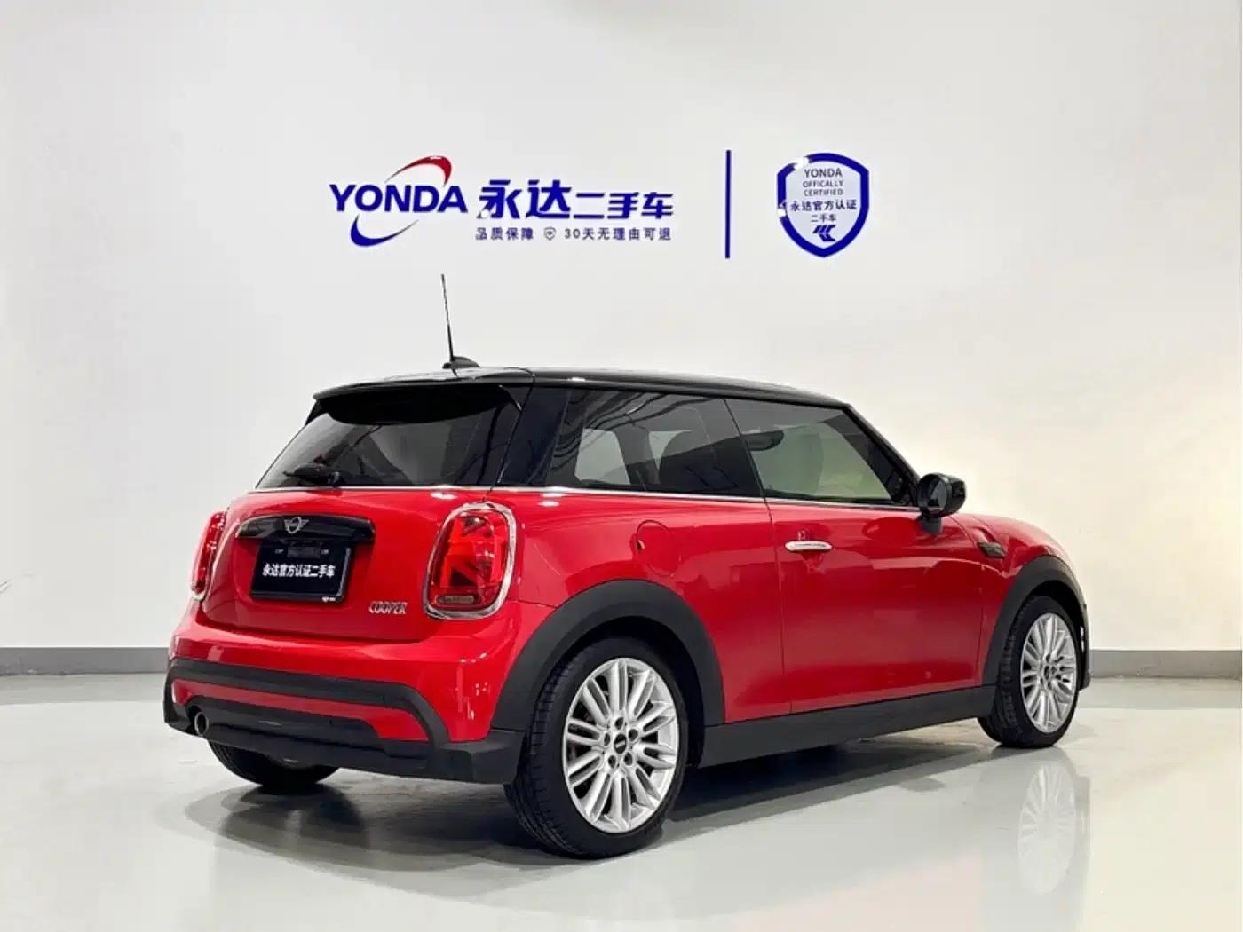 MINI 2022 Facelift 1.5T COOPER Classic — миниатюра 4