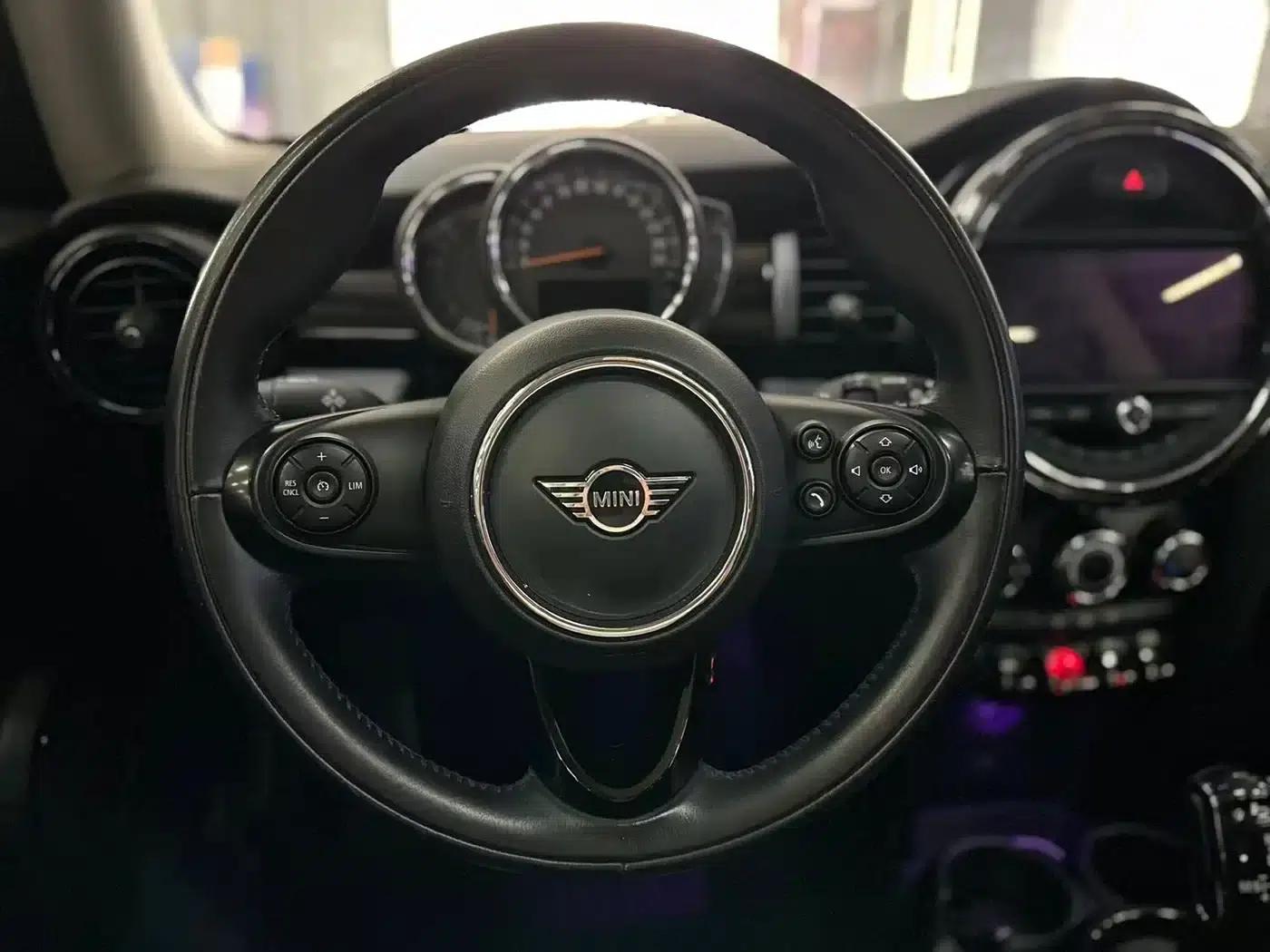 2018 MINI 1.5T COOPER Classic — миниатюра 9