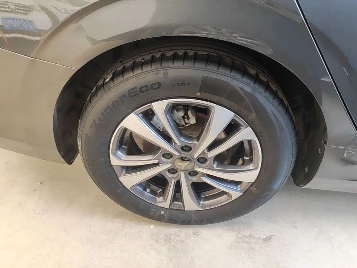 CHANGAN Eado 2023 Changan Edition PLUS Blue Whale NE 1.4T GDI DCT Prestige Version — миниатюра 11