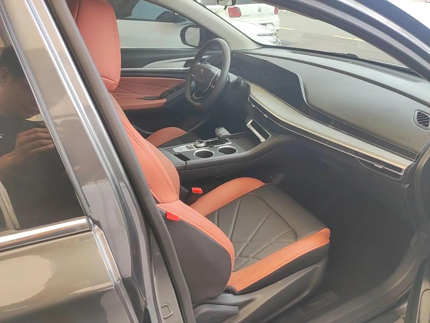 CHANGAN Eado 2023 Changan Edition PLUS Blue Whale NE 1.4T GDI DCT Prestige Version — миниатюра 19