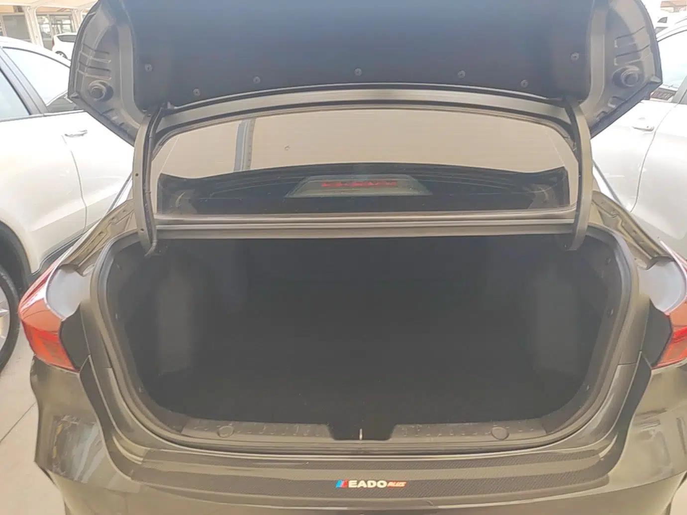 CHANGAN Eado 2023 Changan Edition PLUS Blue Whale NE 1.4T GDI DCT Prestige Version — миниатюра 22