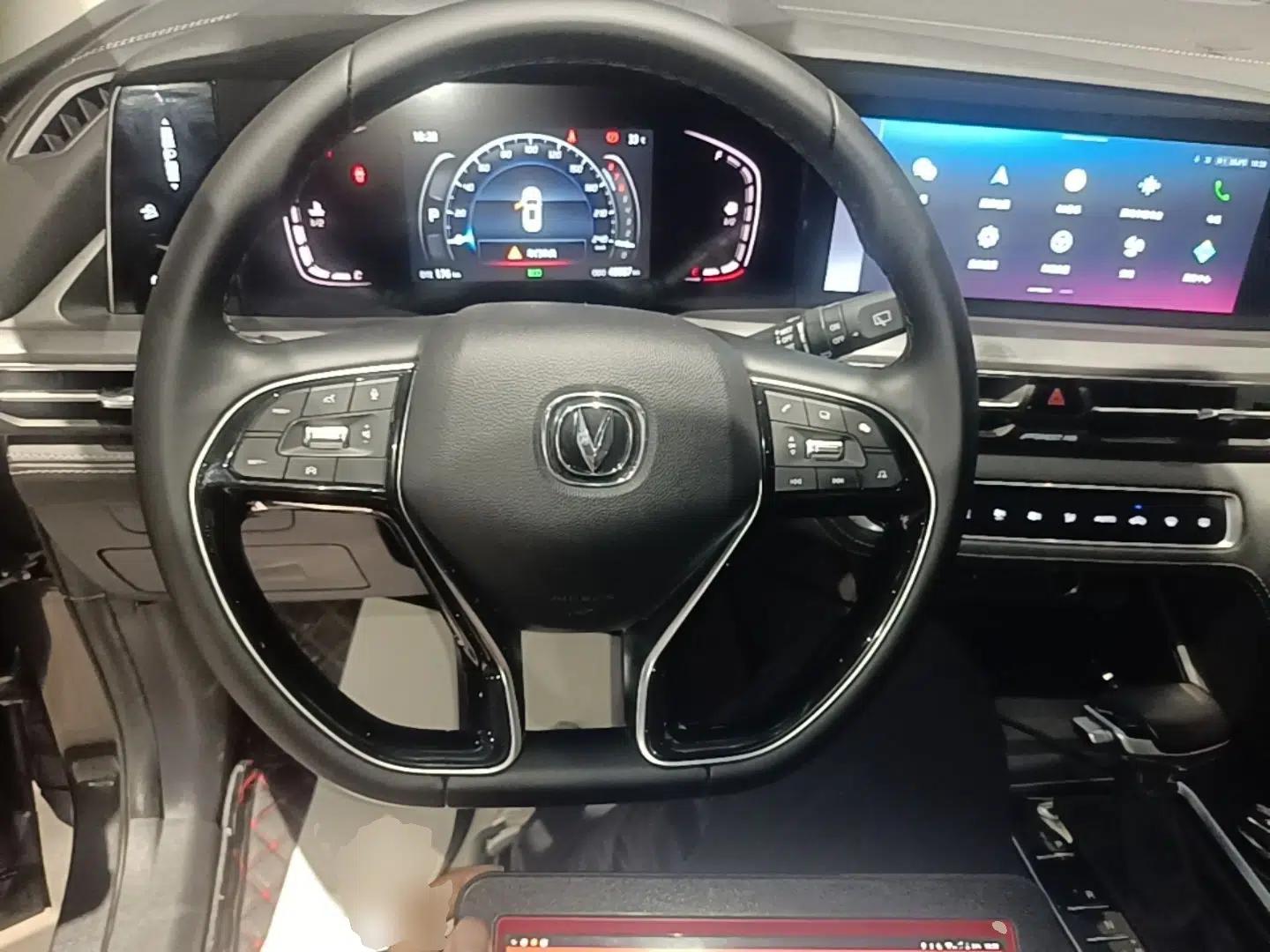 CHANGAN CS75 PLUS 2021 1.5T Automatic Luxury Version — миниатюра 19
