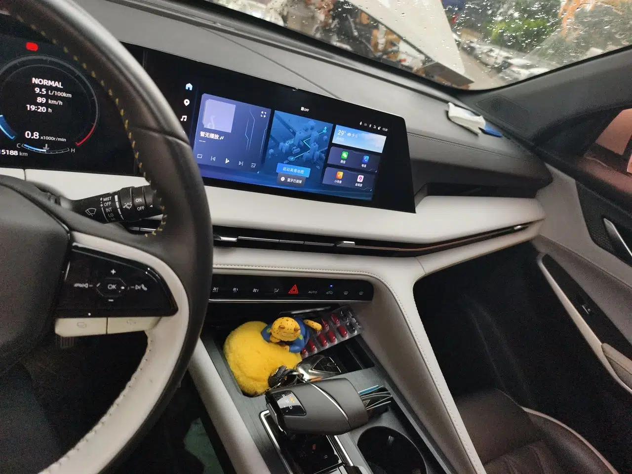CHANGAN CS75 PLUS 2023 3rd Generation 1.5T Automatic Prestige Model — миниатюра 13