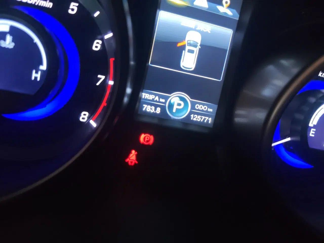 CHANGAN CS75 2014 1.8T Automatic Prestige Model China IV Standard — миниатюра 12