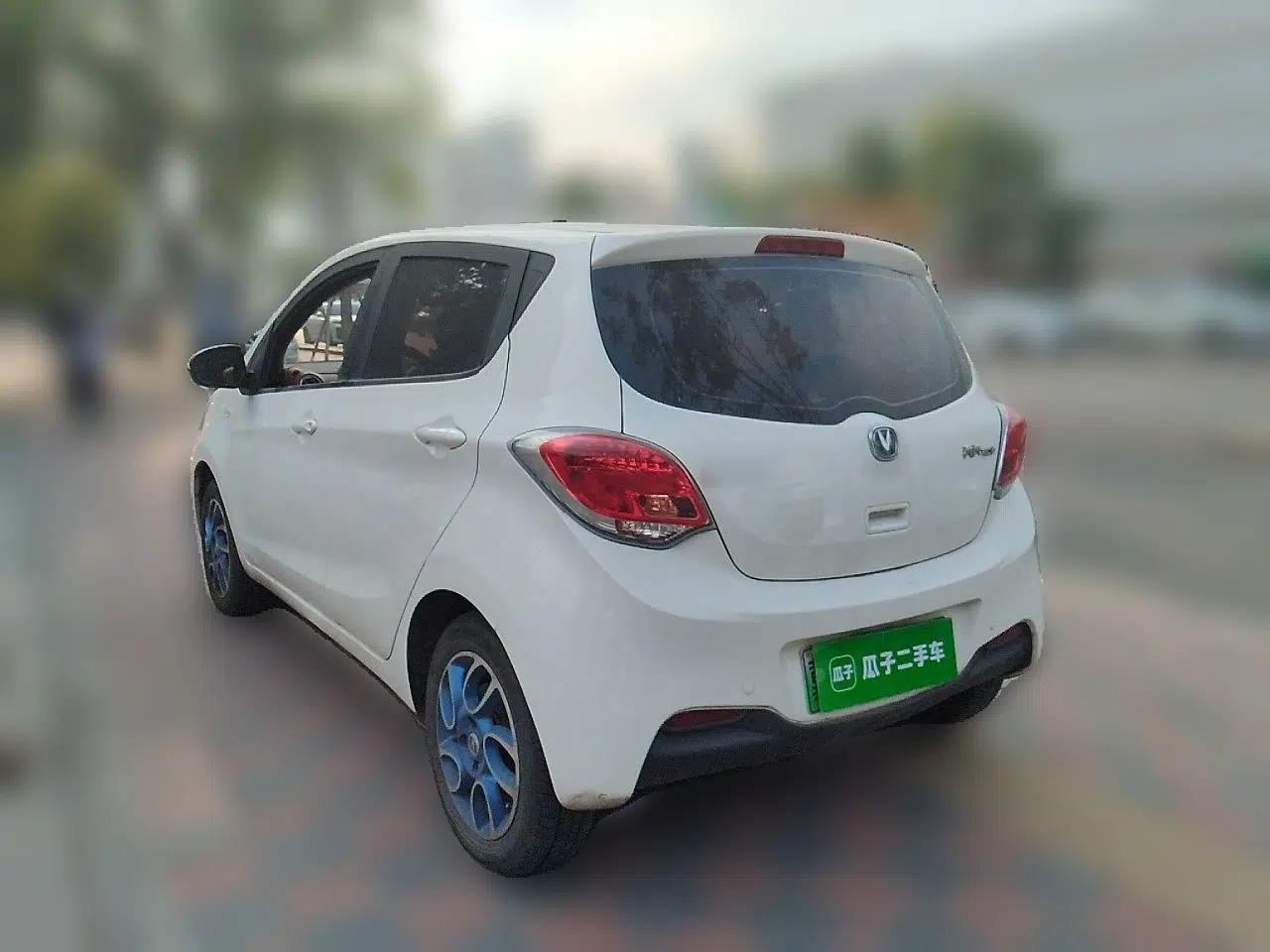 CHANGAN Benni EV 2019 EV360 Standard Model — миниатюра 4
