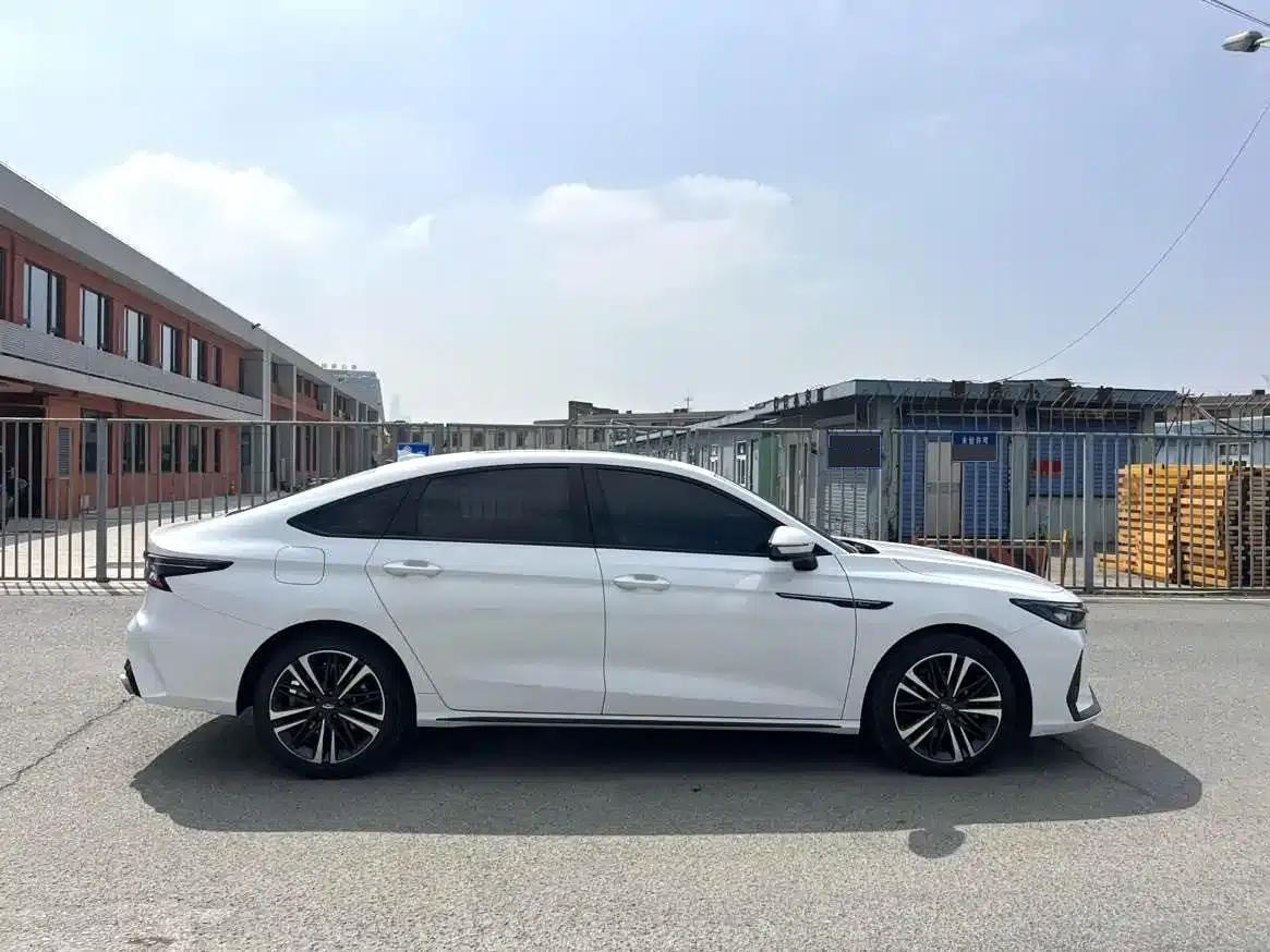 Chery Arrizo 8 2024 High-Performance Edition 2.0T DCT — миниатюра 12