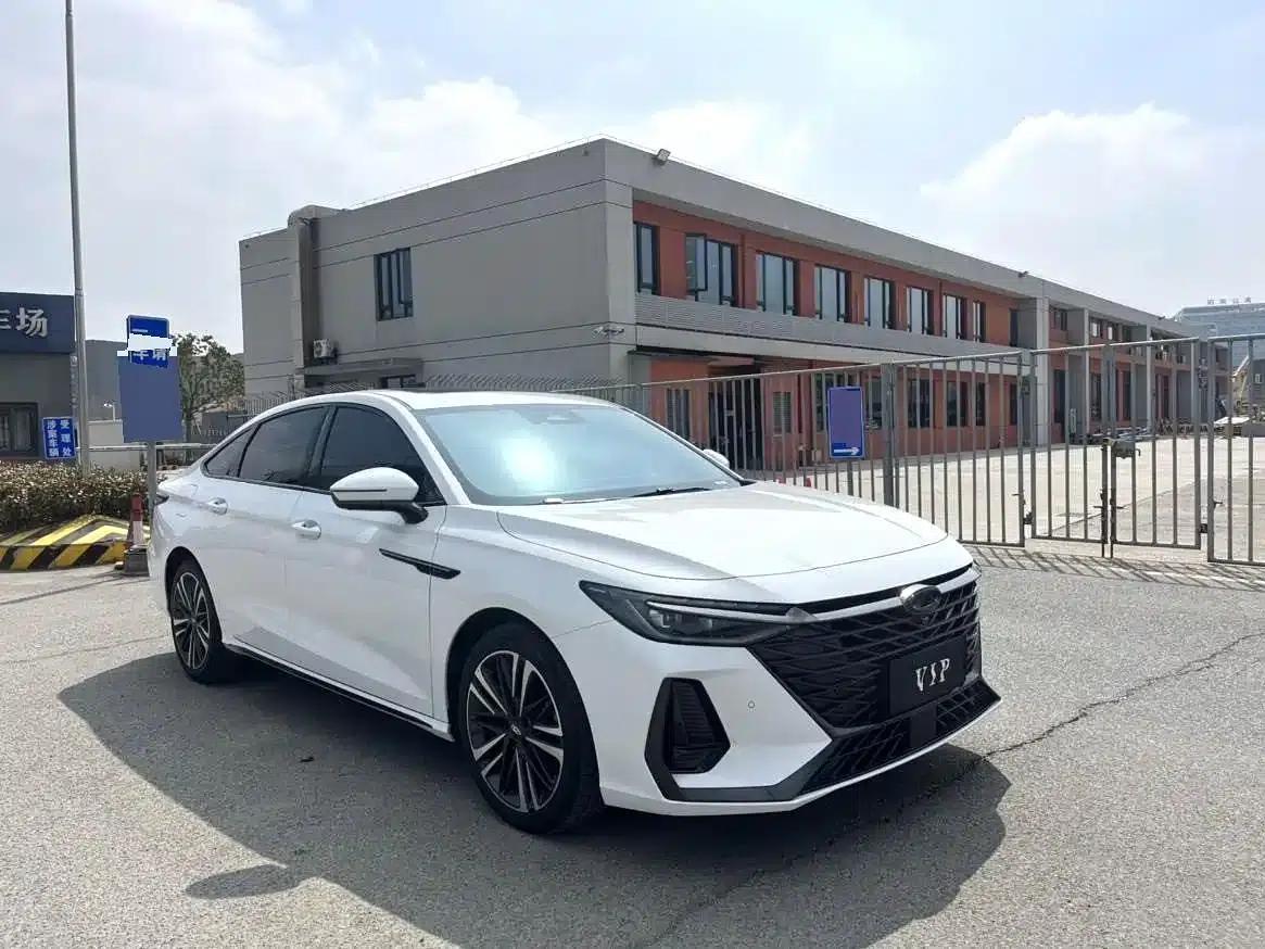 Chery Arrizo 8 2024 High-Performance Edition 2.0T DCT — миниатюра 3