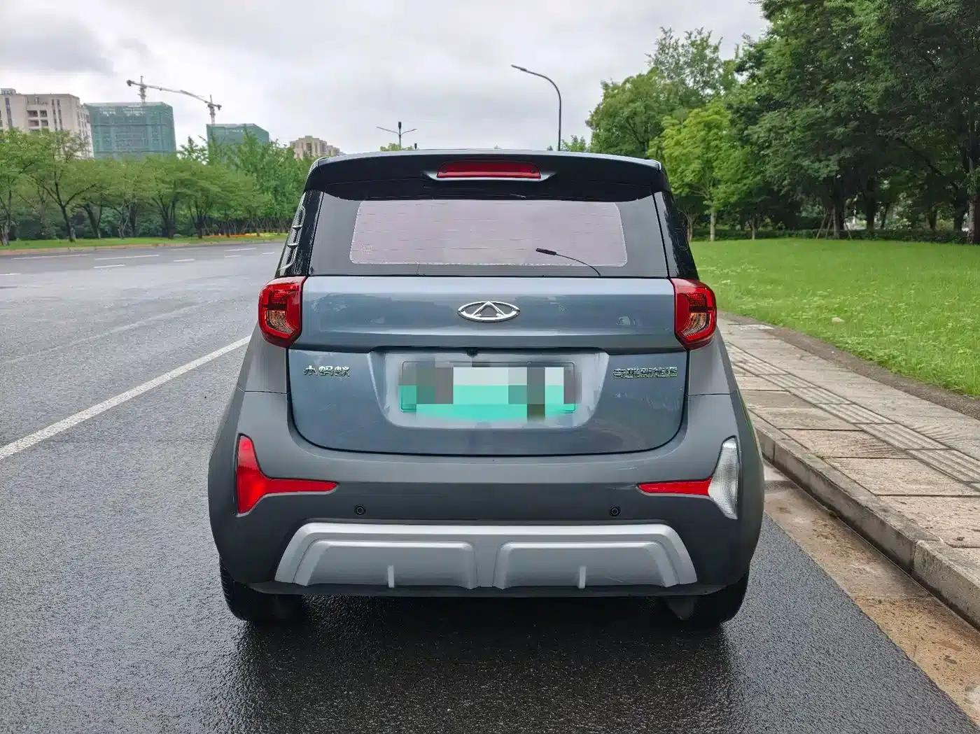 Little Ant 2024 Model 251km True Love Edition — миниатюра 4