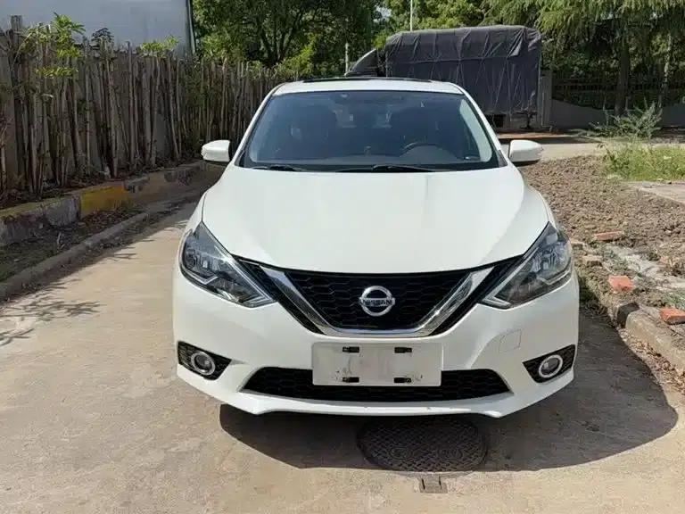 Nissan Sylphy 2016 1.6XL CVT Luxury Edition — миниатюра 1