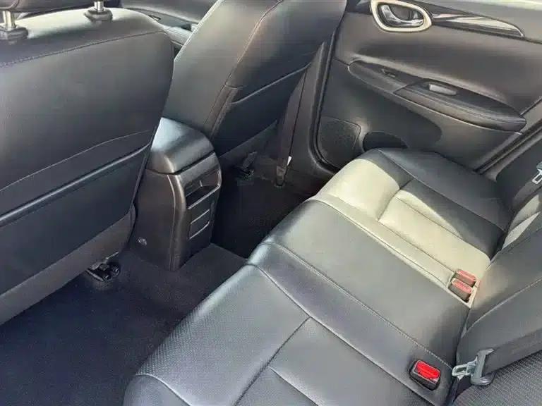 Nissan Sylphy 2016 1.6XL CVT Luxury Edition — миниатюра 5