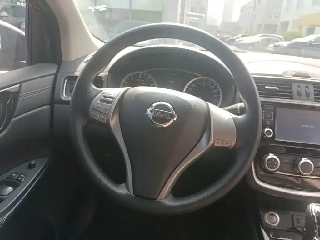2016 Tiida 1.6L CVT Smart Edition — миниатюра 11