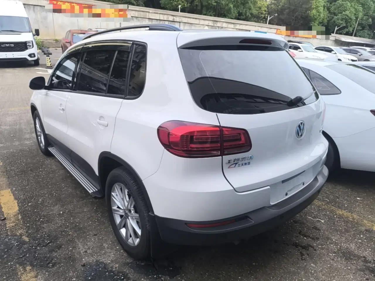 Volkswagen Tiguan 2016 280TSI Automatic Two-Wheel Drive Silk Road Comfort Edition — миниатюра 4