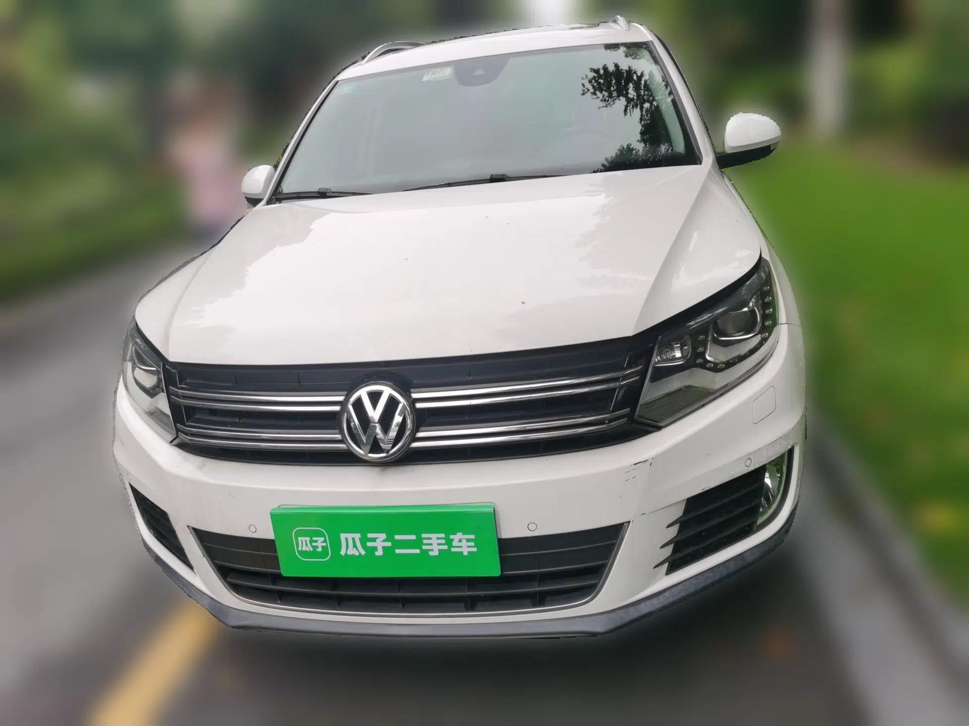 Volkswagen Tiguan 2015 2.0 TSI Automatic All-Wheel Drive Flagship Edition — миниатюра 2