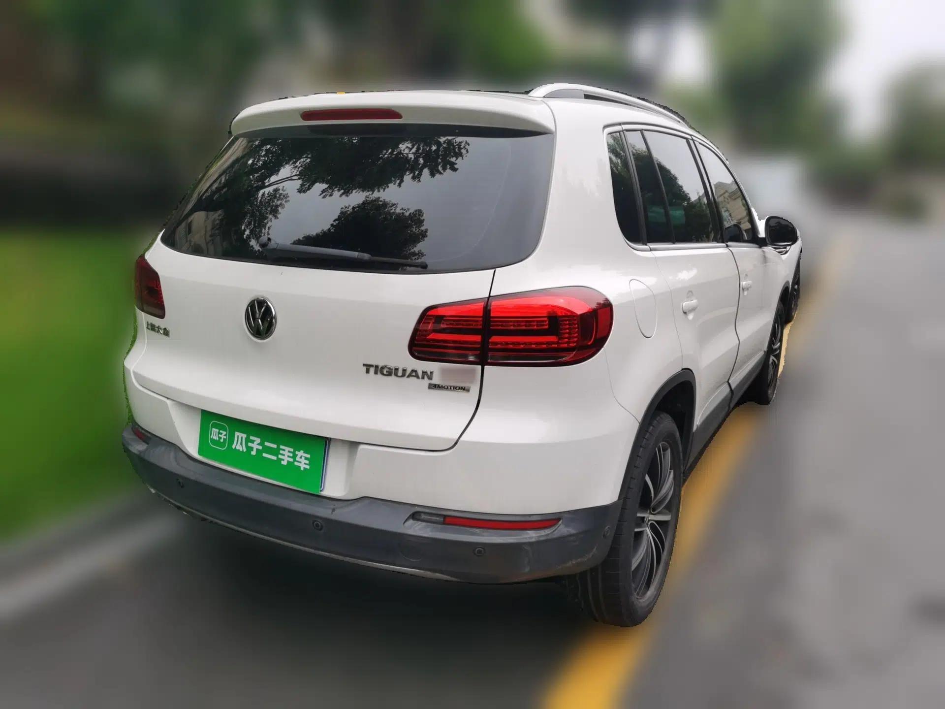 Volkswagen Tiguan 2015 2.0 TSI Automatic All-Wheel Drive Flagship Edition — миниатюра 6