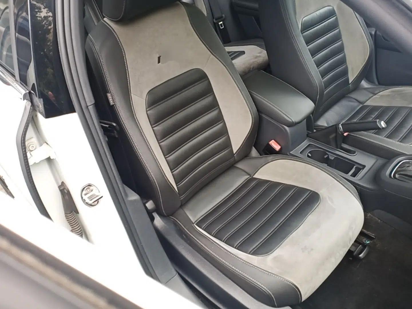 Volkswagen Sagitar 2016 280TSI Automatic R-Line — миниатюра 19