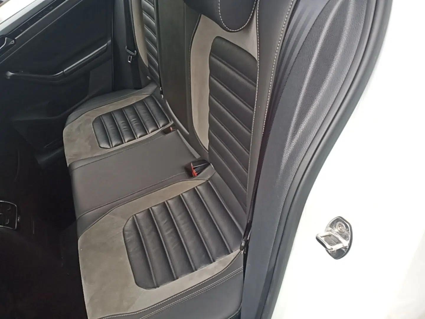 Volkswagen Sagitar 2016 280TSI Automatic R-Line — миниатюра 20