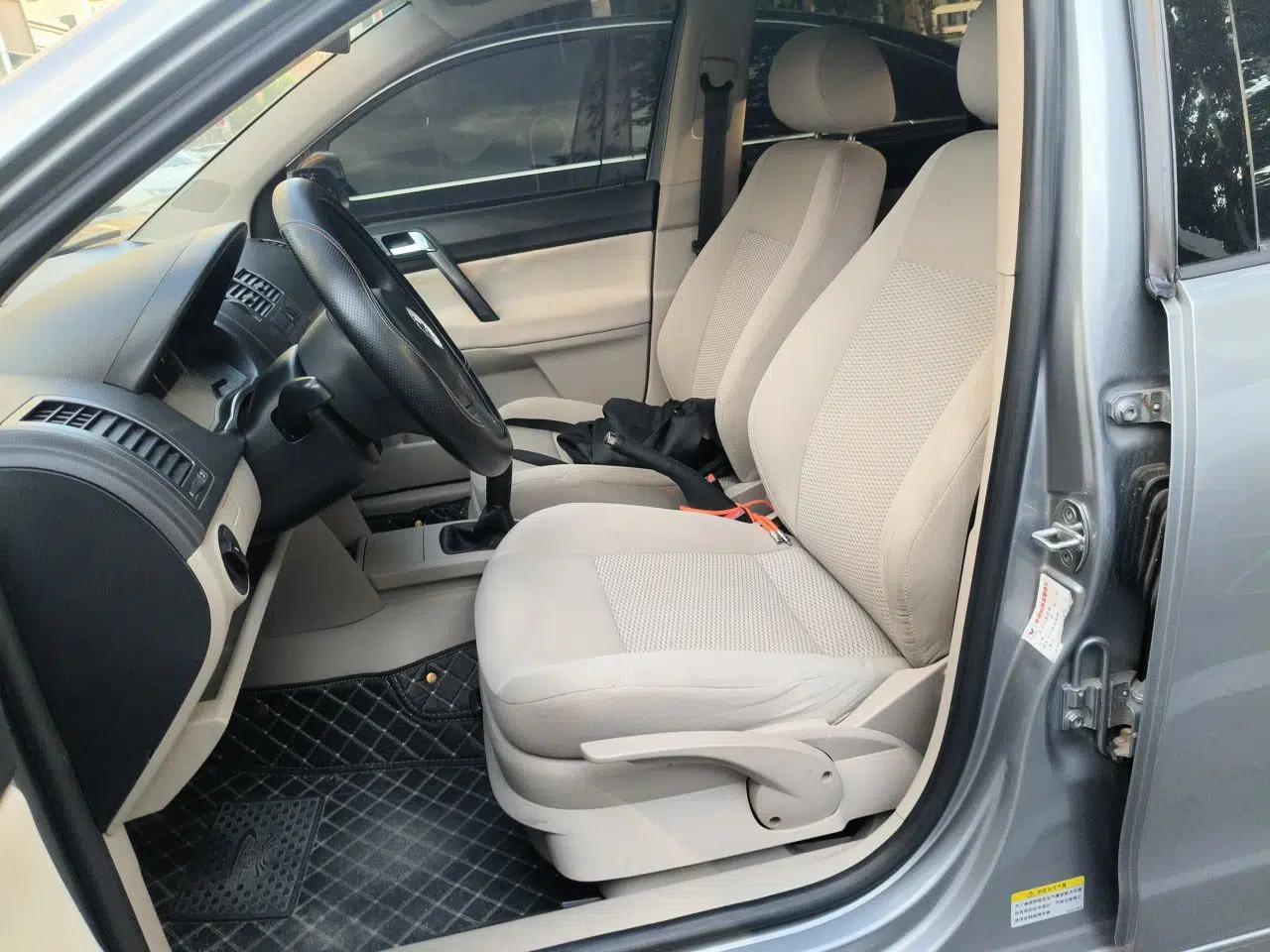 Volkswagen Polo 2011 Jingqu 1.6L Manual - Real Cool Edition — миниатюра 15