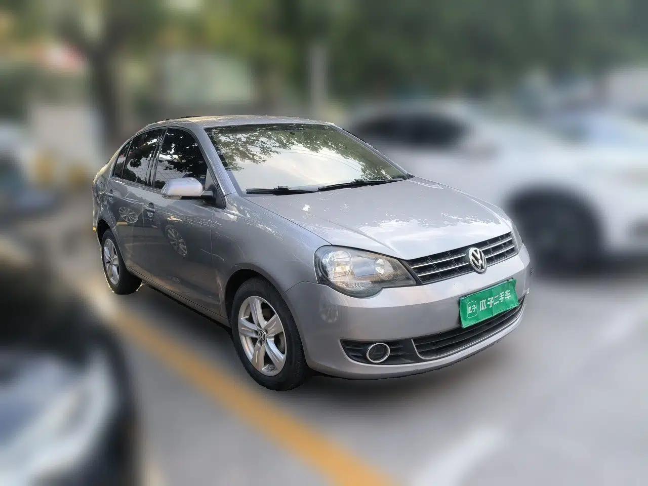Volkswagen Polo 2011 Jingqu 1.6L Manual - Real Cool Edition — миниатюра 3