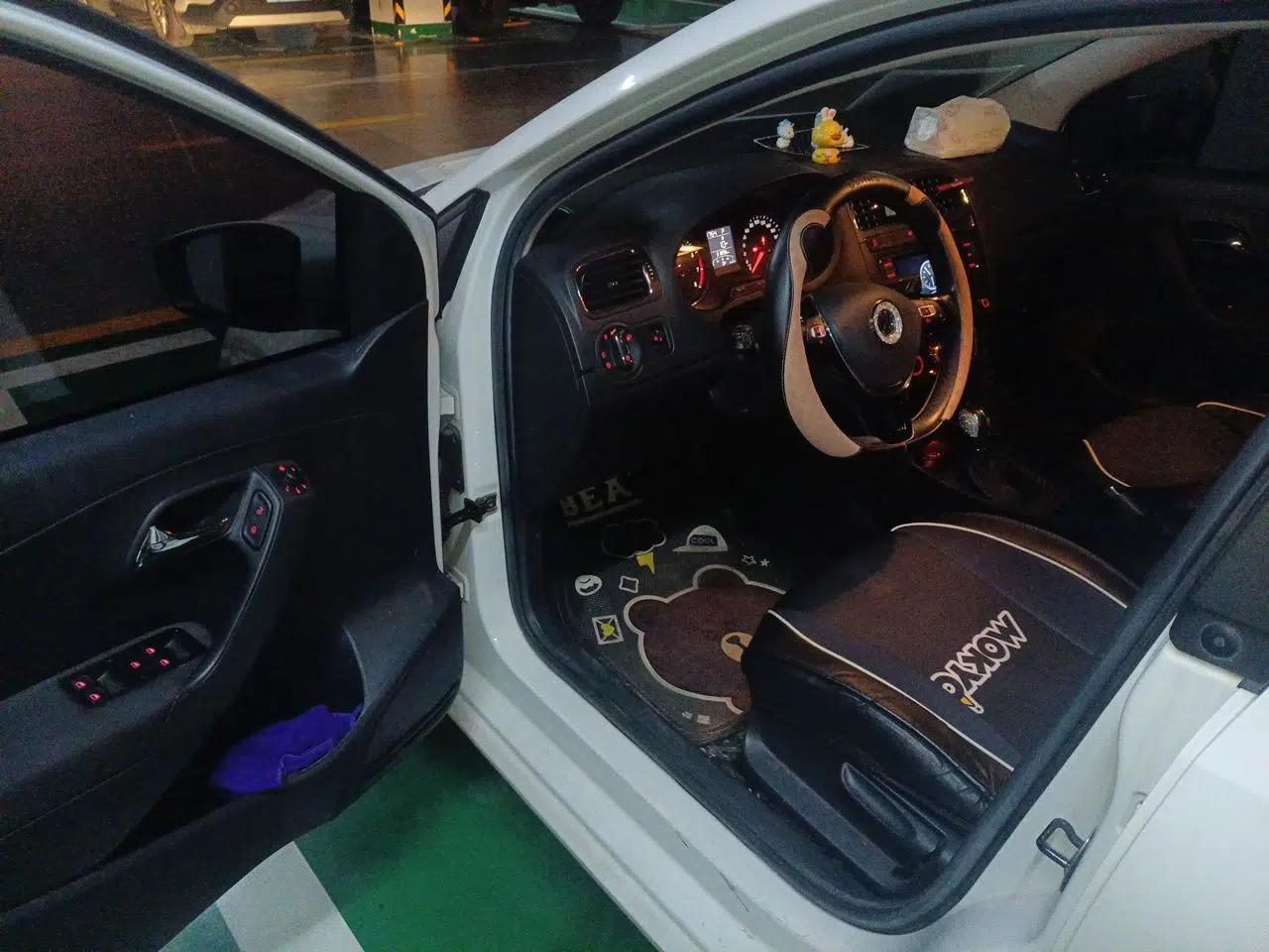 Volkswagen Polo 2018 1.5L Automatic Enjoyment Model — миниатюра 19