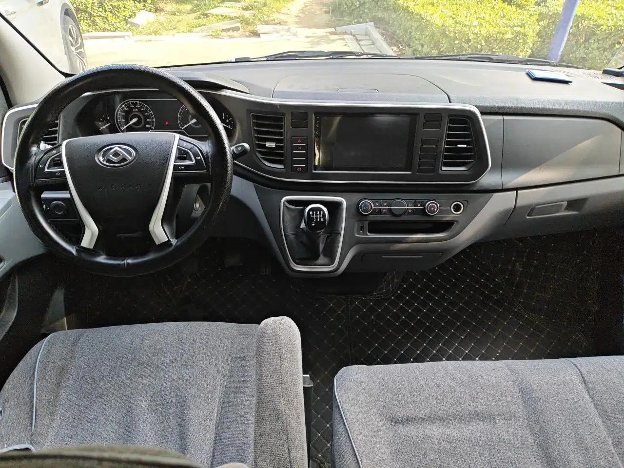 SAIC MAXUS Xintu V80 2025 Value Edition Aoyuntong 2.0T Manual Long Wheelbase Mid-Height Design 127 Ps 6/7/9-Seater — миниатюра 18