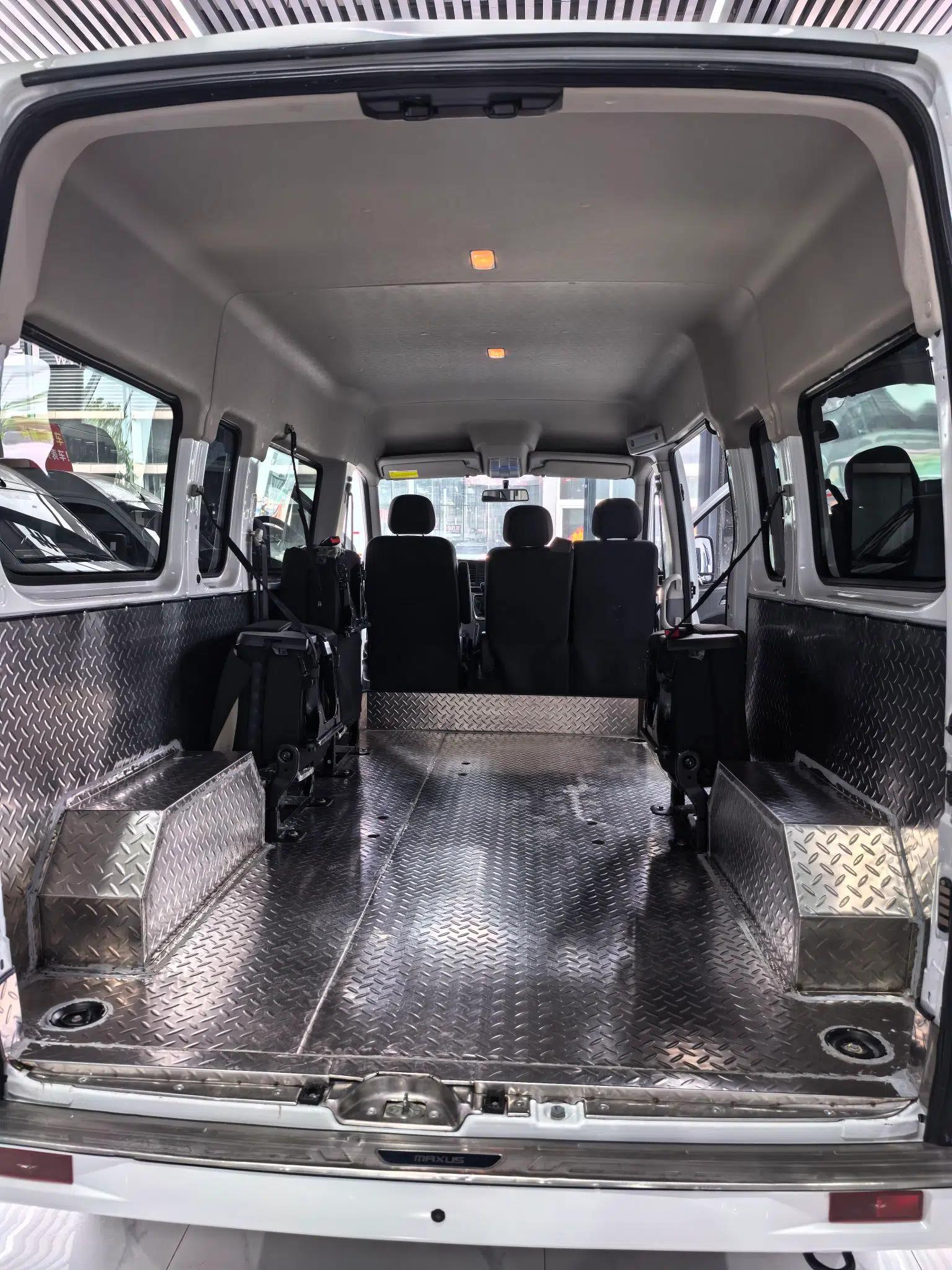 SAIC MAXUS Xintu V80 2025 Value Edition Aoyuntong 2.0T Manual Long Wheelbase Mid-Height Design 127 Ps 6/7/9-Seater — миниатюра 20