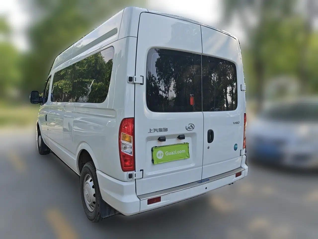 SAIC MAXUS Xintu V80 2025 Value Edition Aoyuntong 2.0T Manual Long Wheelbase Mid-Height Design 127 Ps 6/7/9-Seater — миниатюра 4
