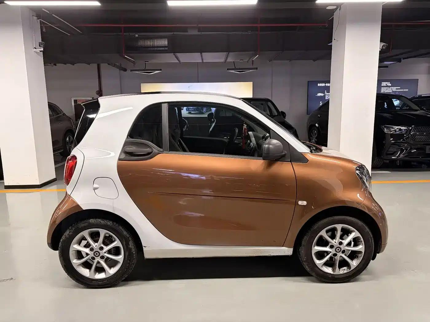 2015 Smart Fortwo 1.0L 52kW Hardtop Dynamic Edition — миниатюра 3