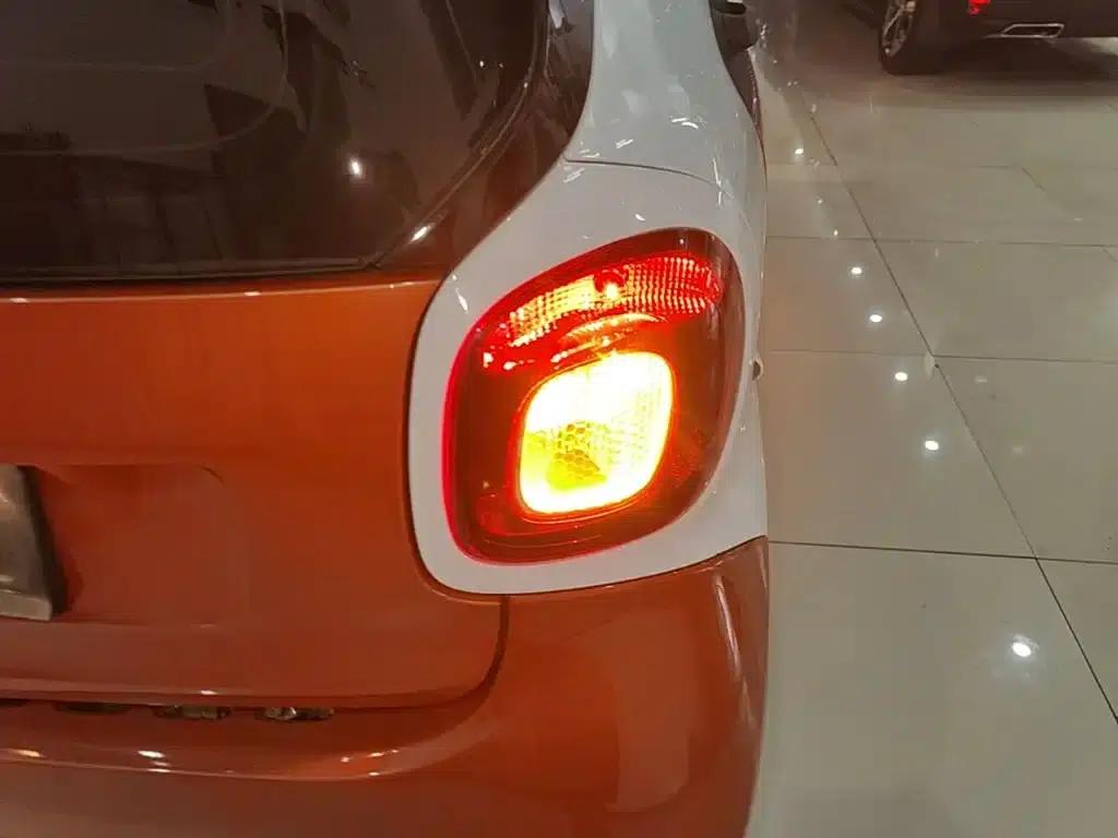 2018 Smart Fortwo 1.0L 52kW Hardtop Dynamic Edition (National V Emission Standard) — миниатюра 8