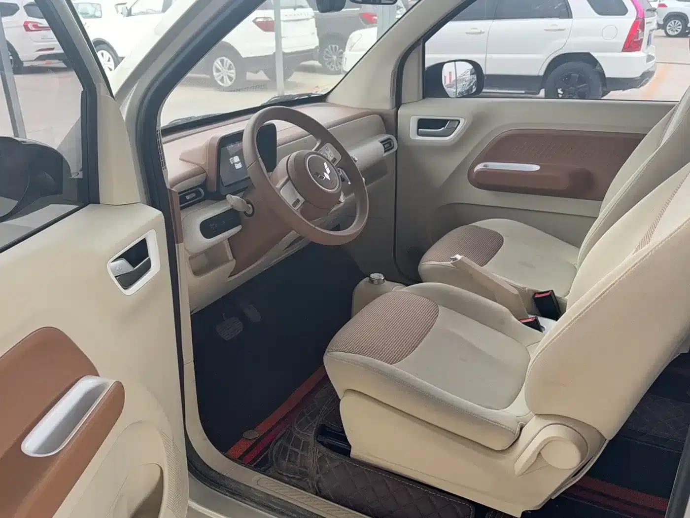 Hongguang MINIEV 2024 Third Generation 215km/h Youth Edition — миниатюра 4