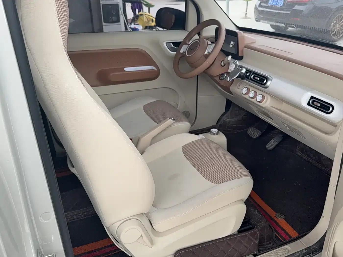 Hongguang MINIEV 2024 Third Generation 215km/h Youth Edition — миниатюра 5