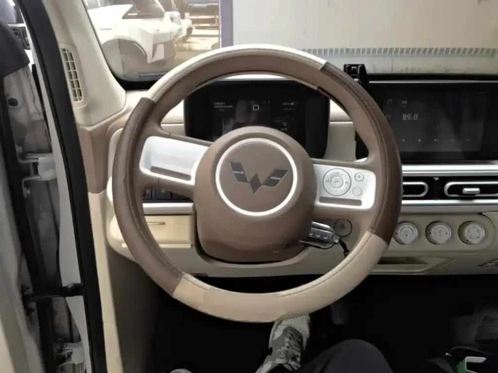 Hongguang MINIEV 2024 Third Generation 215km/h Advanced Edition — миниатюра 11