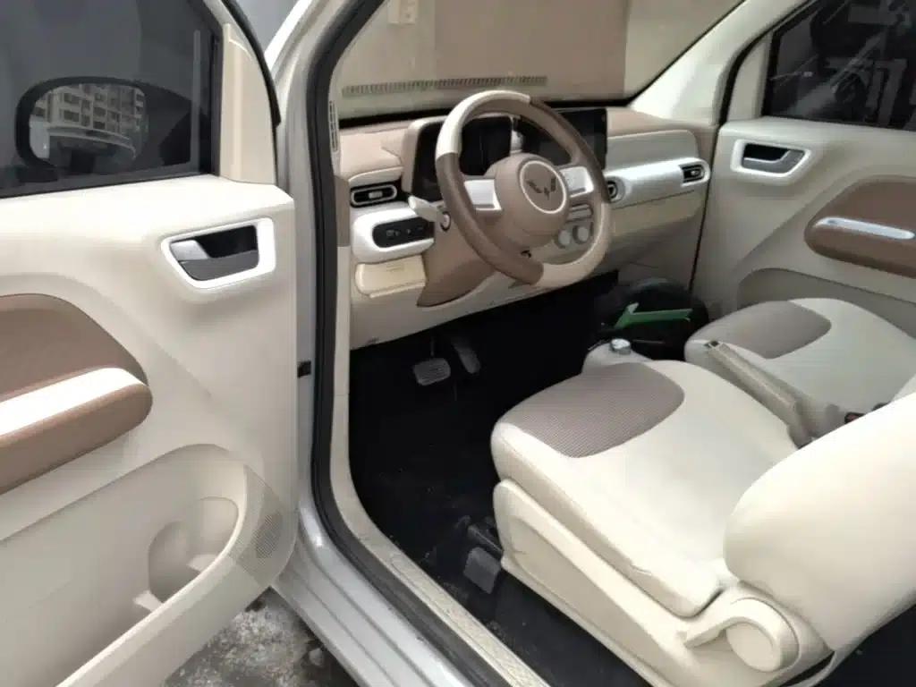 Hongguang MINIEV 2024 Third Generation 215km/h Advanced Edition — миниатюра 16