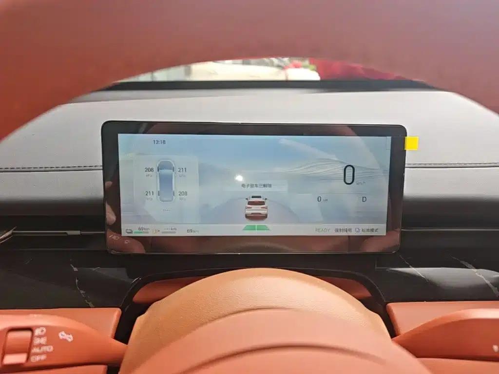 Wuling Xingguang S 2025 Model 130km Flagship Edition — миниатюра 18
