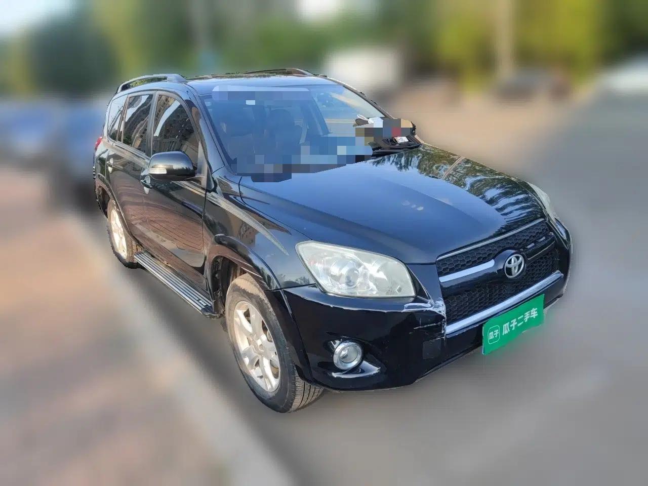 Toyota RAV4 2011 2.0L Automatic 4x4 Edition — миниатюра 3