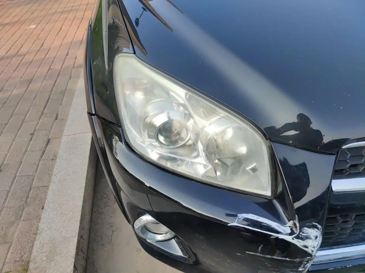 Toyota RAV4 2011 2.0L Automatic 4x4 Edition — миниатюра 7
